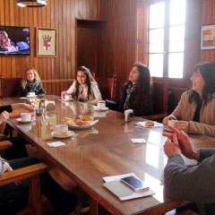 HERNANDO DESAYUNÓ CON JÓVENES DE INTERCAMBIO ROTARIO